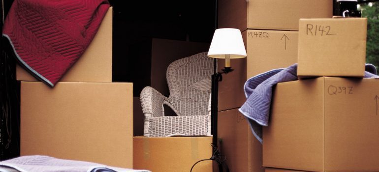 Moving boxes Los Angeles that offer maximum protection.