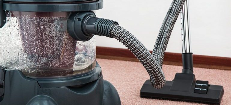 Prepare a mattress for storage with vacuum cleaner