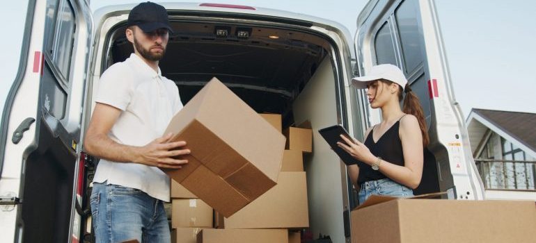 Find places near LA for starting a new business and hire movers.
